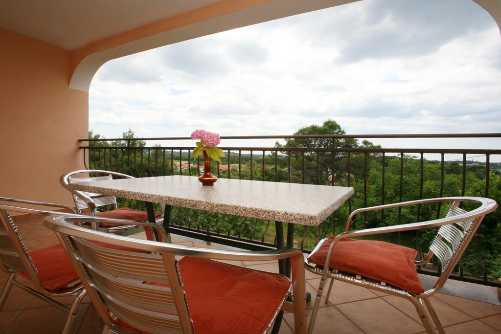 Apartments Neda - Porec South Chambre photo
