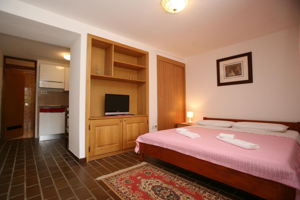 Apartments Neda - Porec South Chambre photo