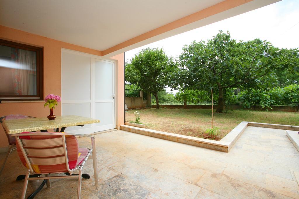 Apartments Neda - Porec South Chambre photo