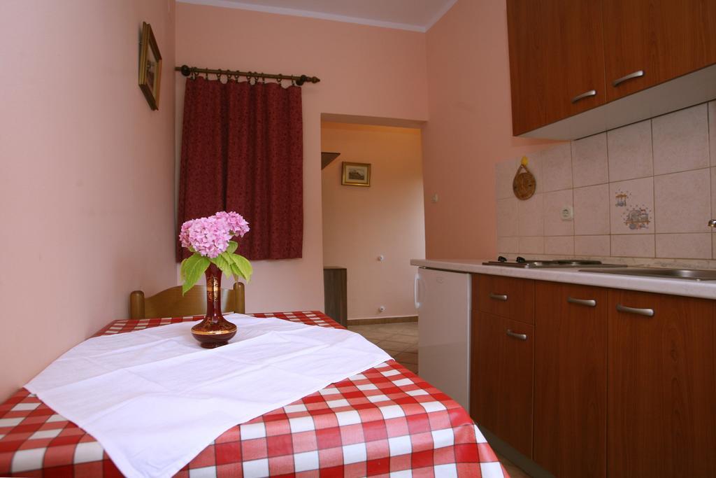 Apartments Neda - Porec South Chambre photo
