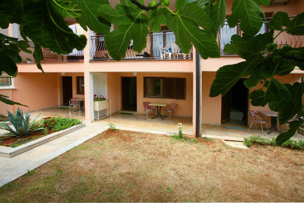 Apartments Neda - Porec South Chambre photo